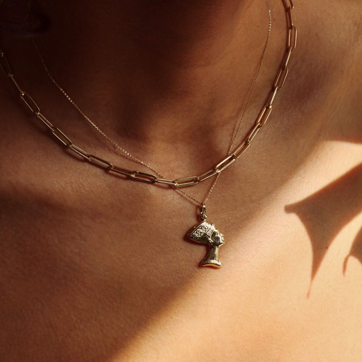 Nefertiti necklace meaning clearance